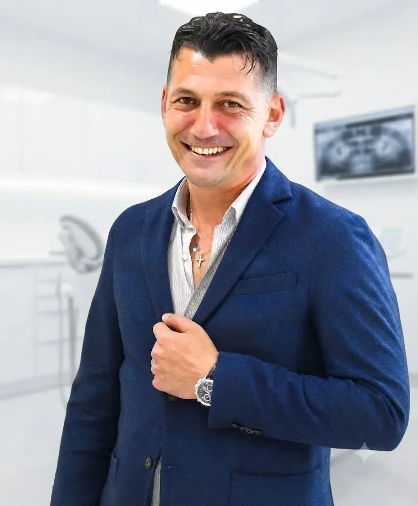 Dr Roberto D'Alessio